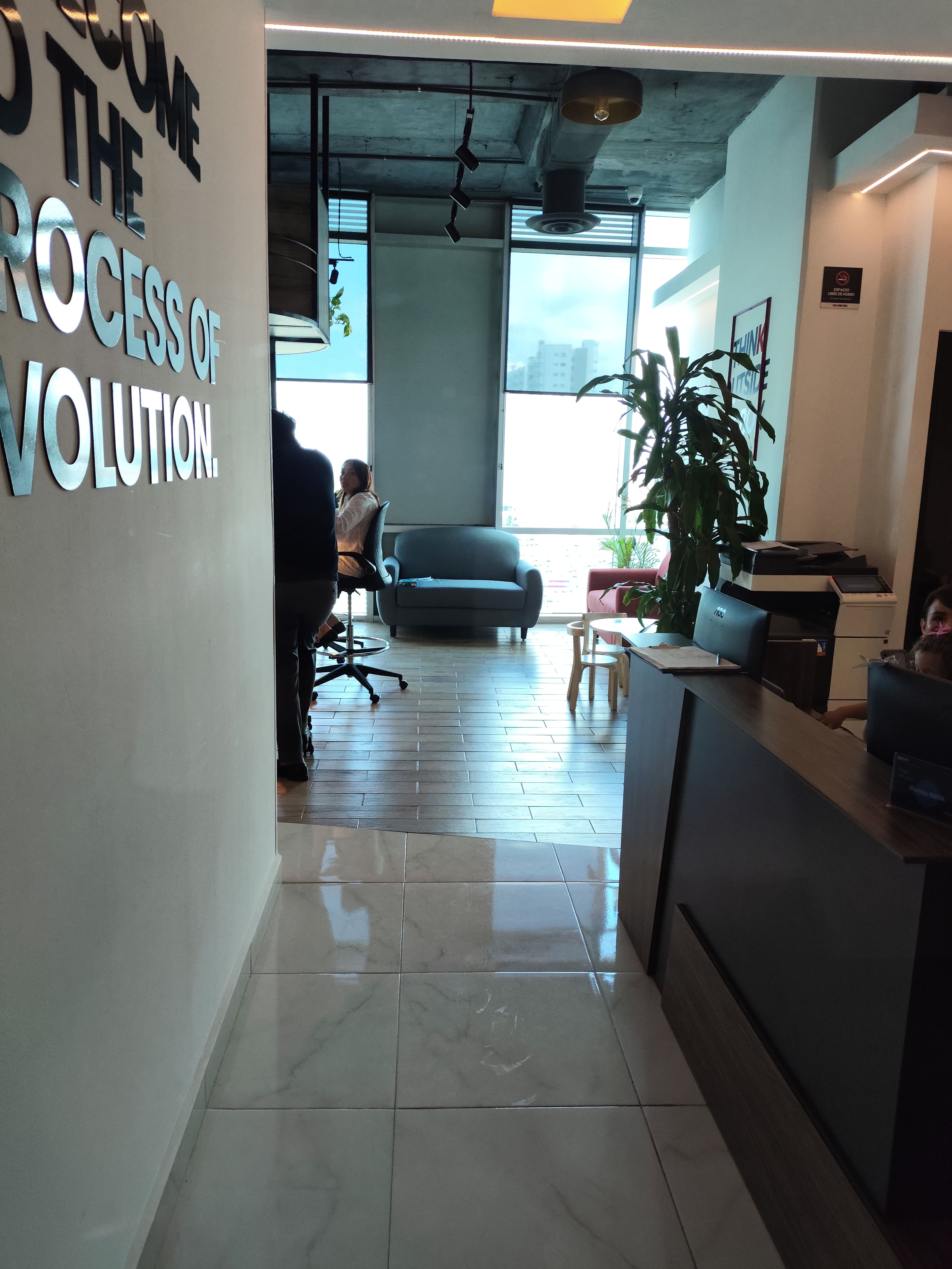 Office in Cancún - Photo 2